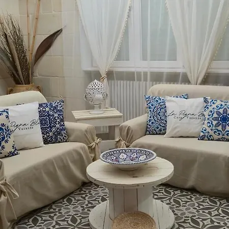 La Pigna Blu Casavacanza Con Piscina