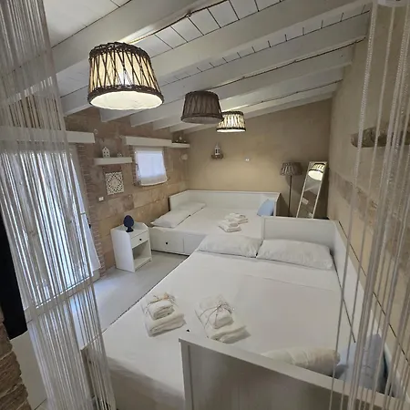 La Pigna Blu Casavacanza Con Piscina *