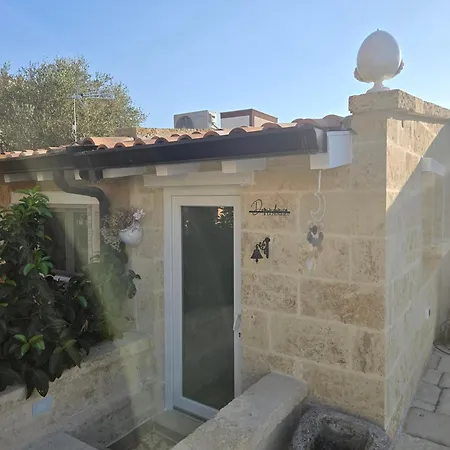 別荘 La Pigna Blu Casavacanza Con Piscina