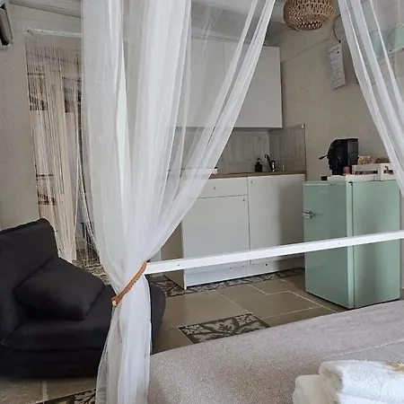 La Pigna Blu Casavacanza Con Piscina 別荘