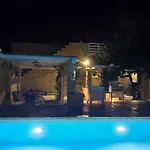 La Pigna Blu Casavacanza Con Piscina Ferienhaus Botrugno