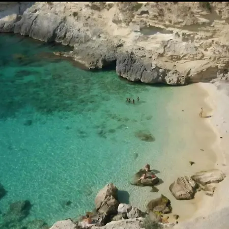 La Pigna Blu Casavacanza Con Piscina Semesterbostad Botrugno