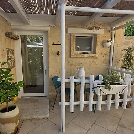 Semesterbostad La Pigna Blu Casavacanza Con Piscina