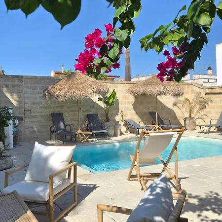 La Pigna Blu Casavacanza Con Piscina Vakantiehuis