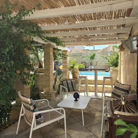 La Pigna Blu Casavacanza Con Piscina *