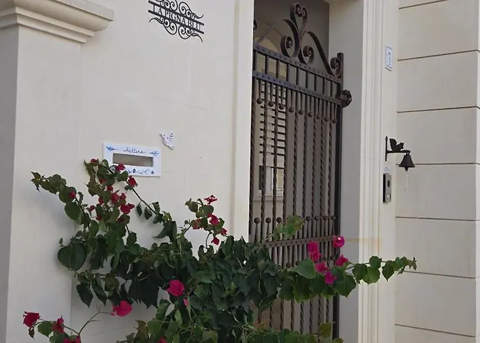 La Pigna Blu Casavacanza Con Piscina Botrugno