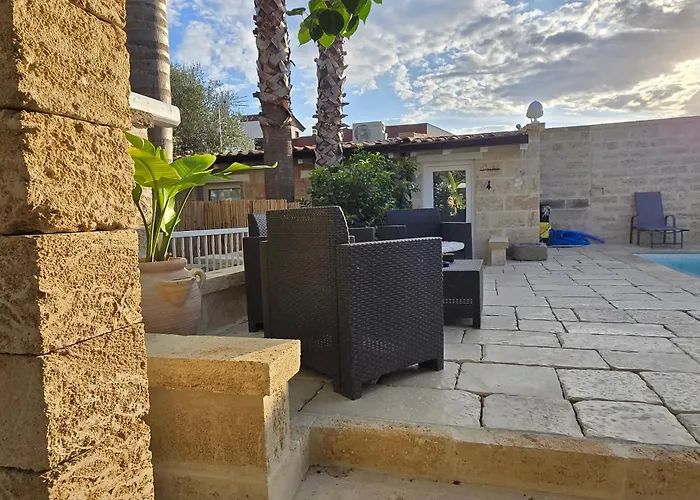 La Pigna Blu Casavacanza Con Piscina Botrugno