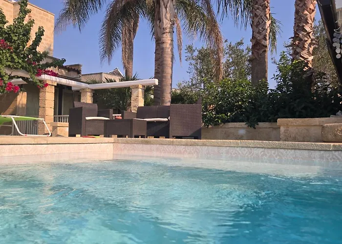 Dom wakacyjny La Pigna Blu Casavacanza Con Piscina Botrugno